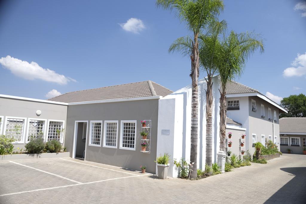 Firwood Lodge Pretoria-Noord Buitenkant foto
